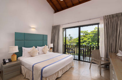 The SOUTH Beach Boutique – Ahangama